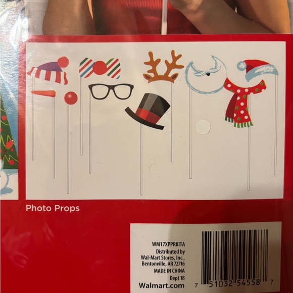 NWT Holiday Time Christmas + New Years Photo Booth Kits- 1 Backdrop, 20 Props - Picture 5 of 5